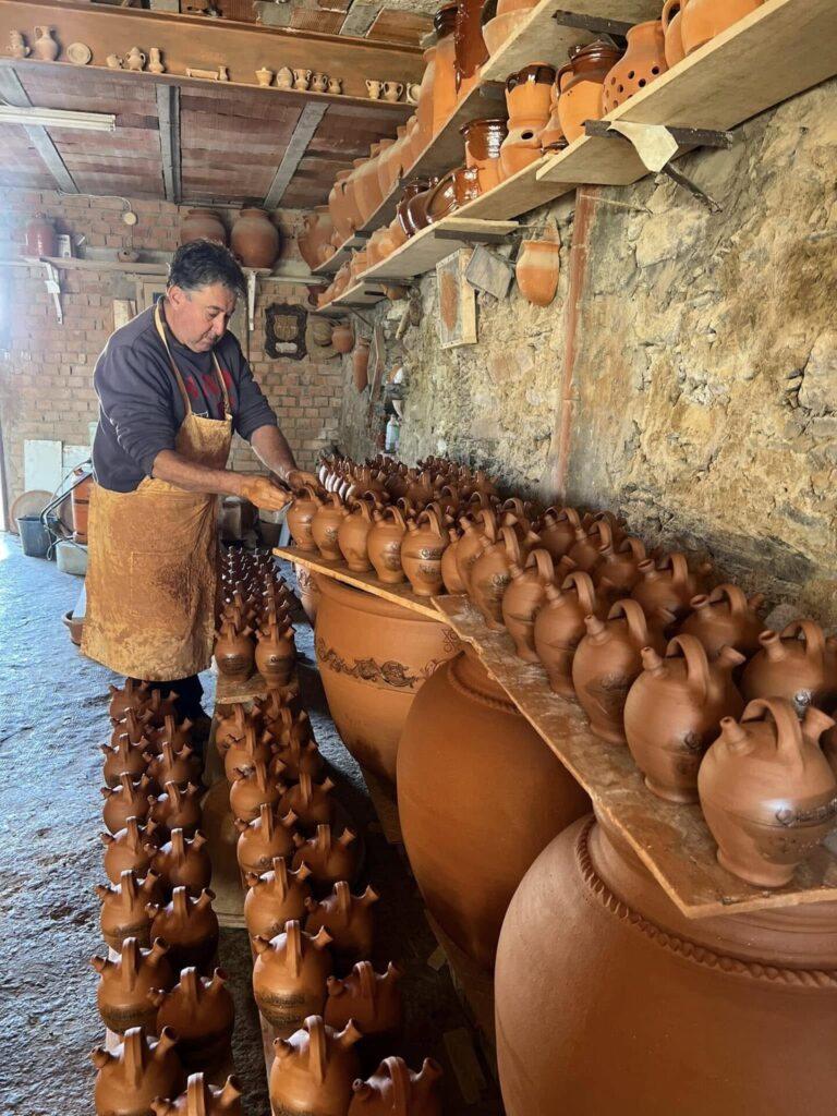 476906007_931894425596956_1144580876972116326_n